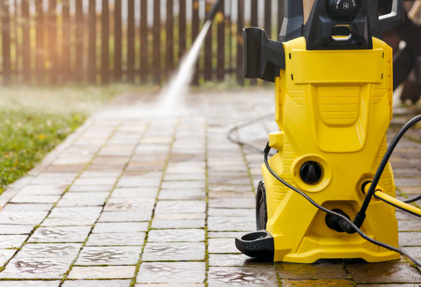 Best Rust Removal  in Fox Crossing, WI